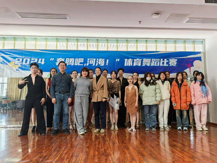 曼巴体育APP下载