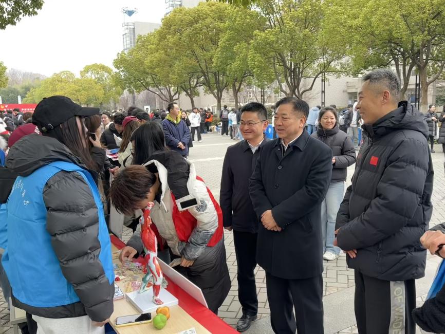 曼巴体育互联系统